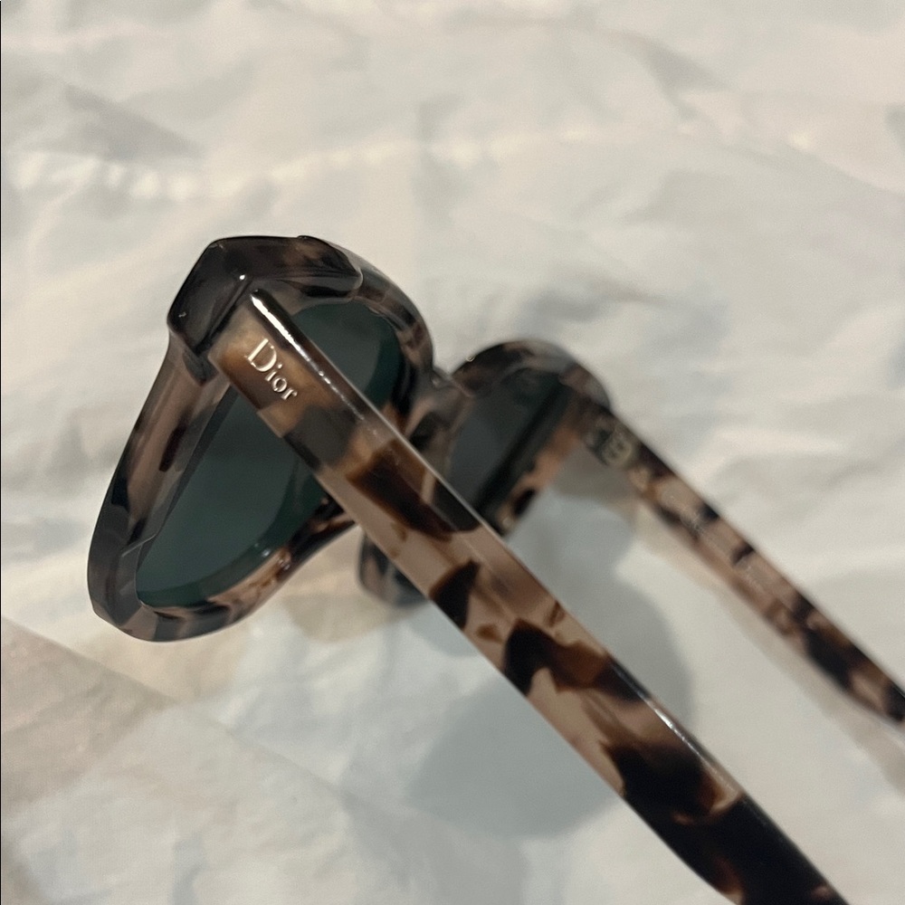 Dior Step Tortoise Shell Sunglasses preowned used